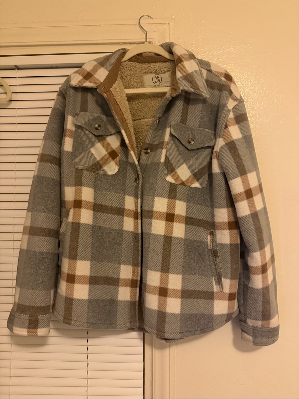 Men's Plaid Sherpa-Lined Shacket - Gray & Brown
